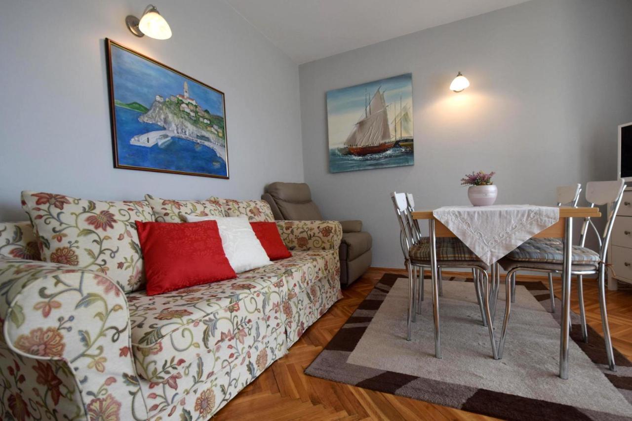 Apartment Mila มาลินสกา ภายนอก รูปภาพ
